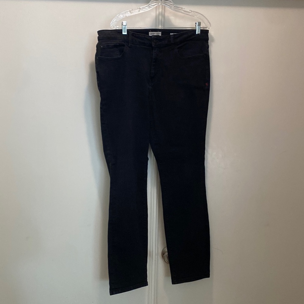 Warp and Wheft Women’s Black Jeans Straight Leg, Size 16